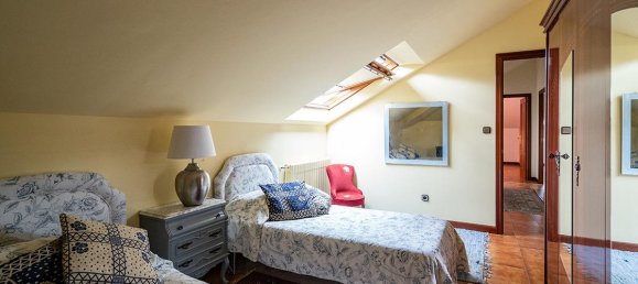 5 bedrooms House in Torrelavega, Spain No. 174470 24