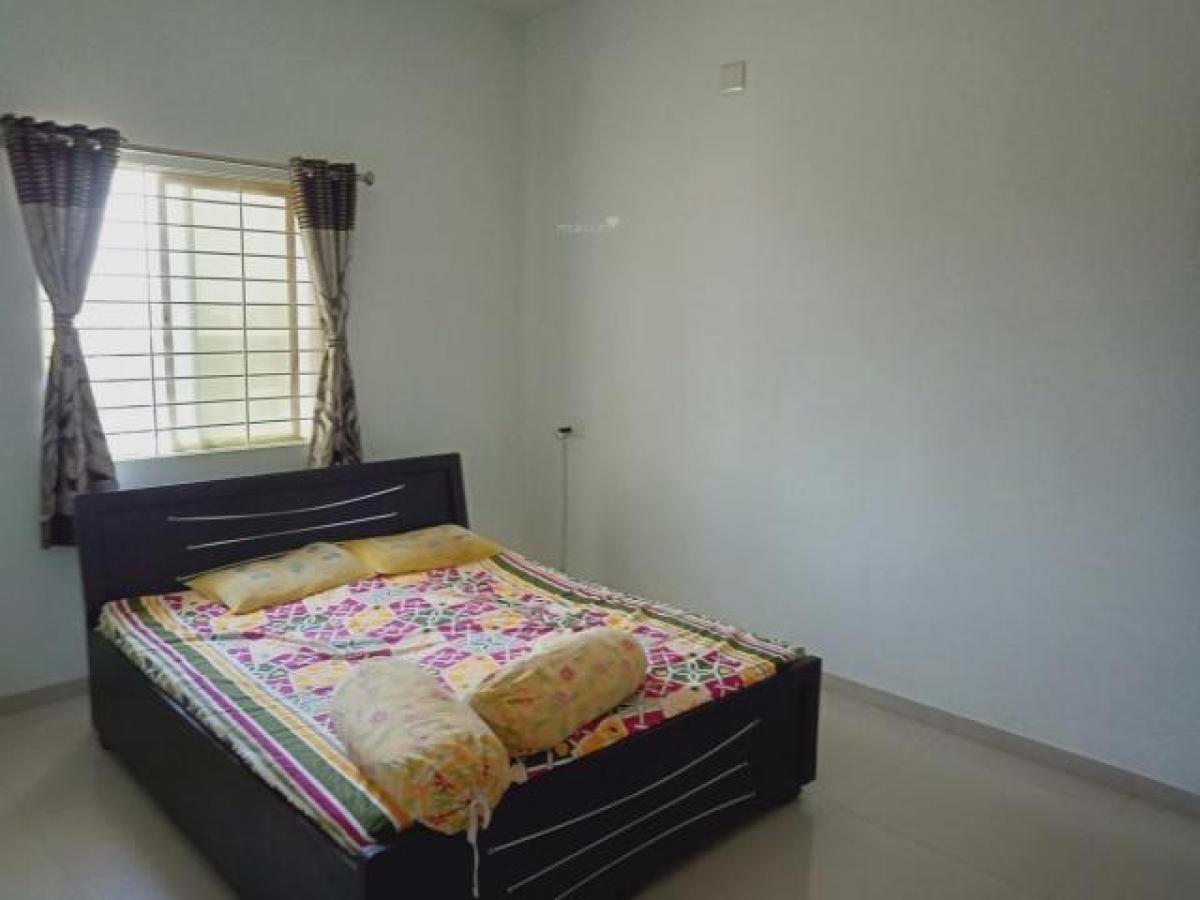 2 bedrooms House in Vadodara, India No. 5972