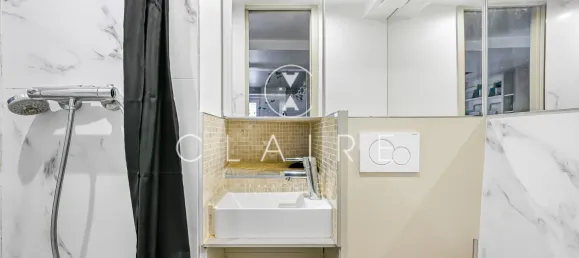 Studio à Paris, France No. 345624 6