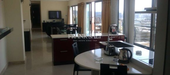 3 bedrooms Penthouse in Sliema, Malta No. 3432 6