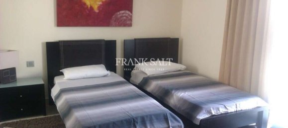 3 bedrooms Penthouse in Sliema, Malta No. 3432 22