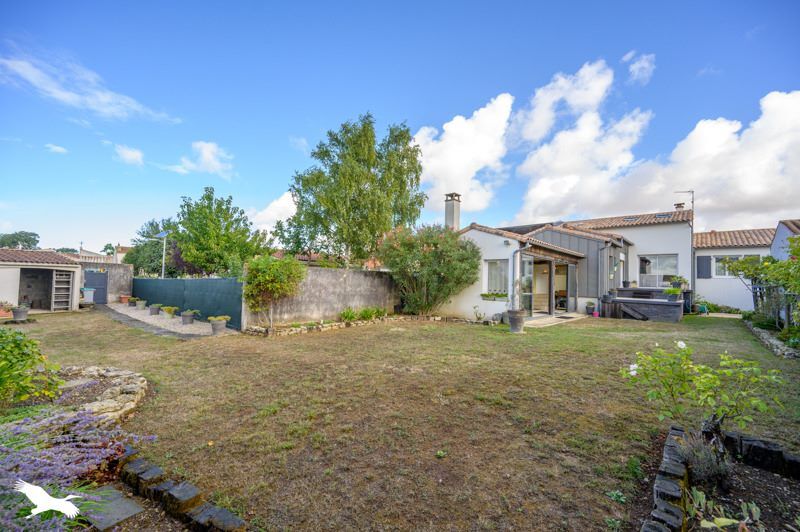 5 غرف نوم فيلا في Puilboreau, France رقم 335859