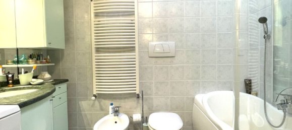 2 bedrooms Apartment in Medicina, Italy No. 337792 12