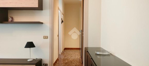 2 rooms Apartment in Cesano Boscone, Italy No. 318528 2