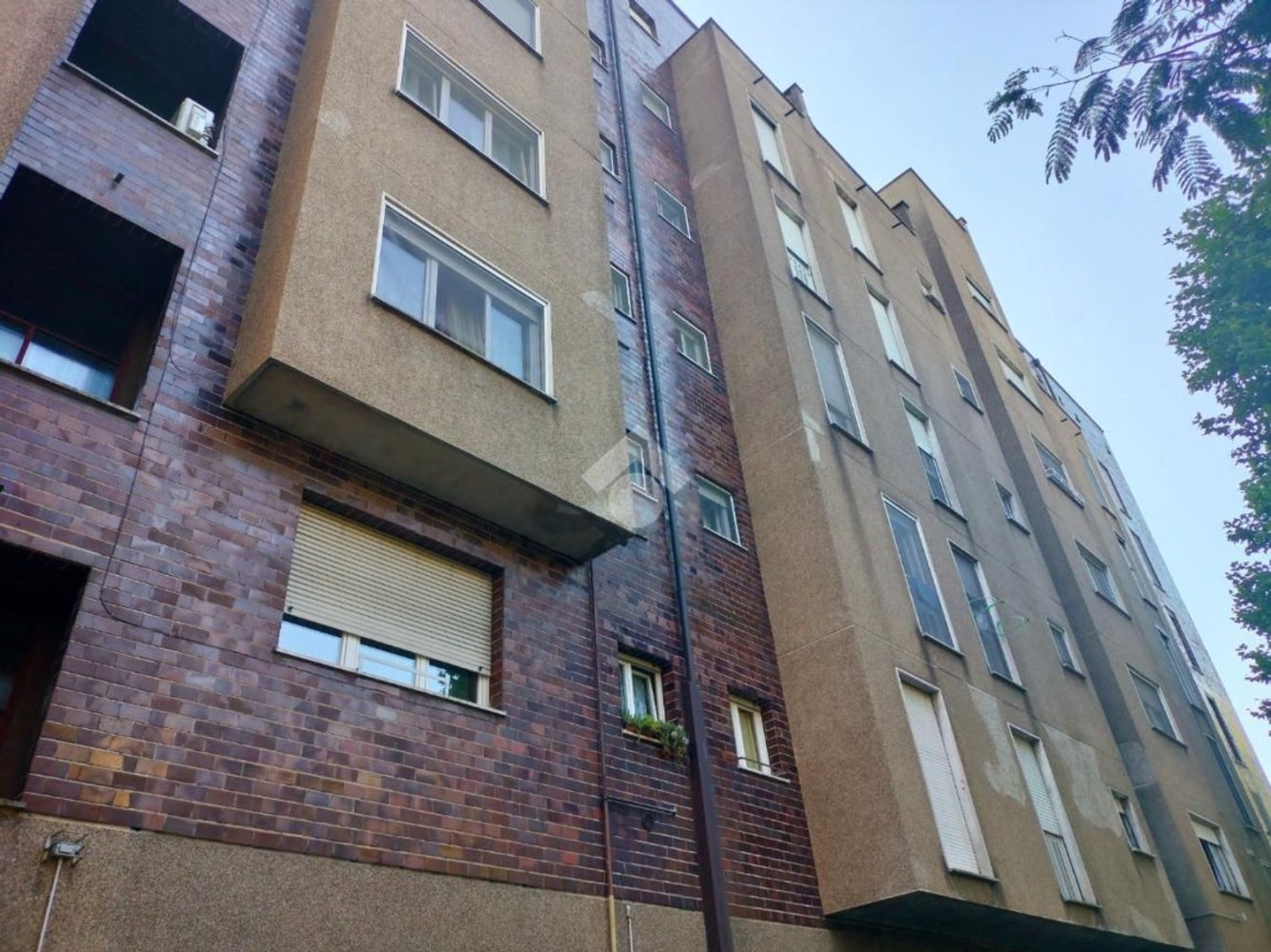 Квартира с 2 комнатами в Чезано Босконе, Италия № 318528