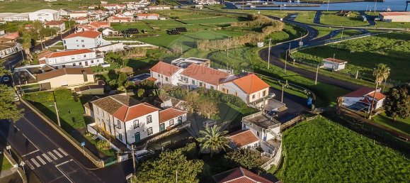 2 bedrooms House in Praia da Vitoria, Portugal No. 17694 4