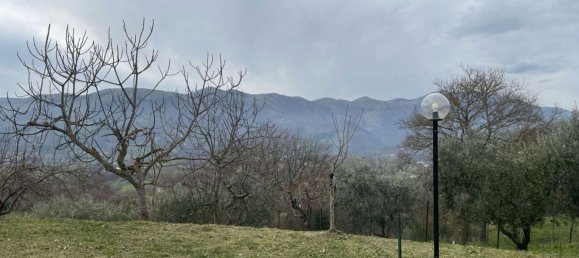 Casa de 3 habitaciónes en Muro Lucano, Italy No. 33806 10