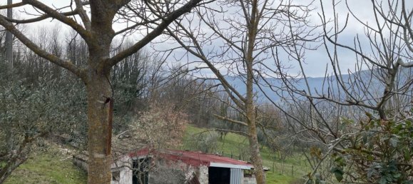 Casa de 3 habitaciónes en Muro Lucano, Italy No. 33806 8