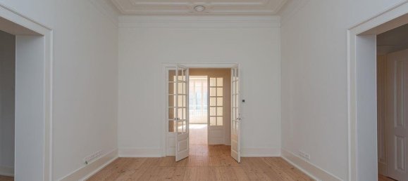 4 Schlafzimmer Wohnung in Lisbon, Portugal, Nr. 250579 3