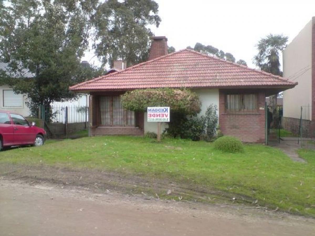 Дом с 3 спальнями в Мар-дель-Плата, Аргентина № 99595