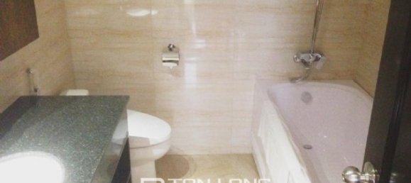 3 bedrooms Apartment in Ba Dinh, Vietnam No. 1899 9