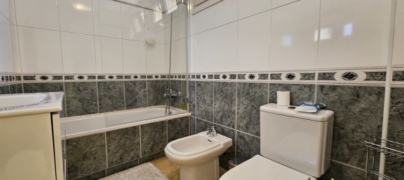 Casa de 3 dormitorios en Cabo Roig, Spain No. 183625 19