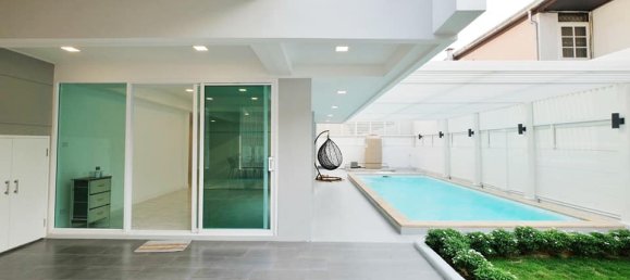 3 Schlafzimmer Cafe / Restaurant in Bangkok, Thailand, Nr. 3620 7