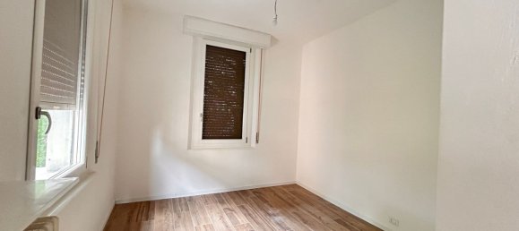 3 Schlafzimmer Wohnung in Parma, Italy, Nr. 330187 7