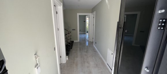 Villa 5+1 in Marmaris, Turkey No. 22291 8