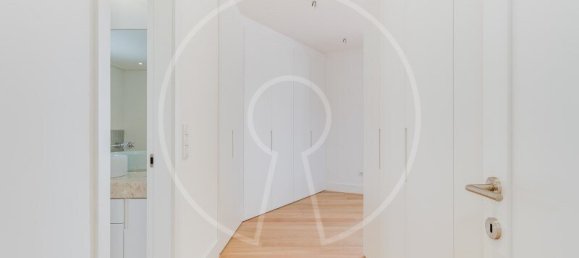 5 bedrooms Villa in Cascais, Portugal No. 92436 22