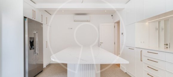 5 bedrooms Villa in Cascais, Portugal No. 92436 12