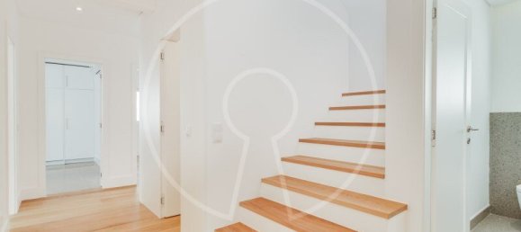 5 bedrooms Villa in Cascais, Portugal No. 92436 17