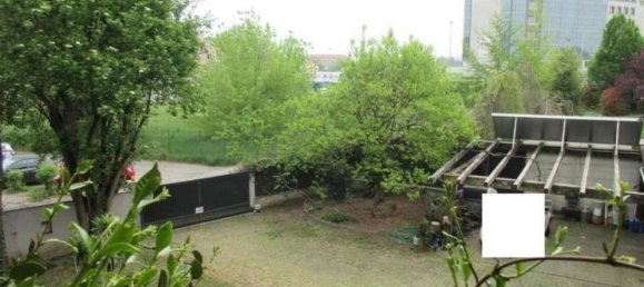 Casa de 16 divisões em Monza, Italy N.º 5342 11