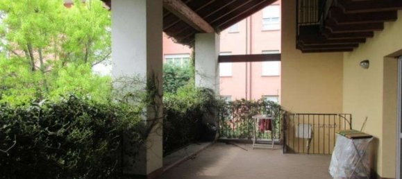 Casa de 16 divisões em Monza, Italy N.º 5342 9