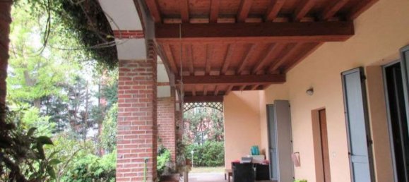 Casa de 16 divisões em Monza, Italy N.º 5342 6