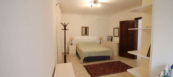 1 bedroom Penthouse in Saint Julian's, Malta No. 3148 10