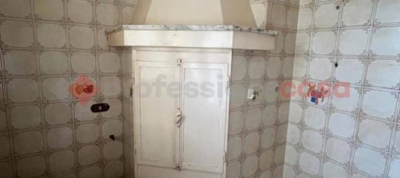 Apartamento de 2 dormitorios en Adelfia, Italy No. 170879 15