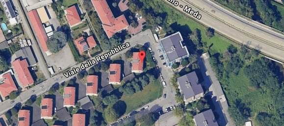 3 bedrooms Apartment in Barlassina, Italy No. 281709 2