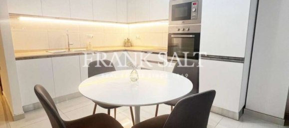 2 chambres Appartement à Sliema, Malta No. 11395 3