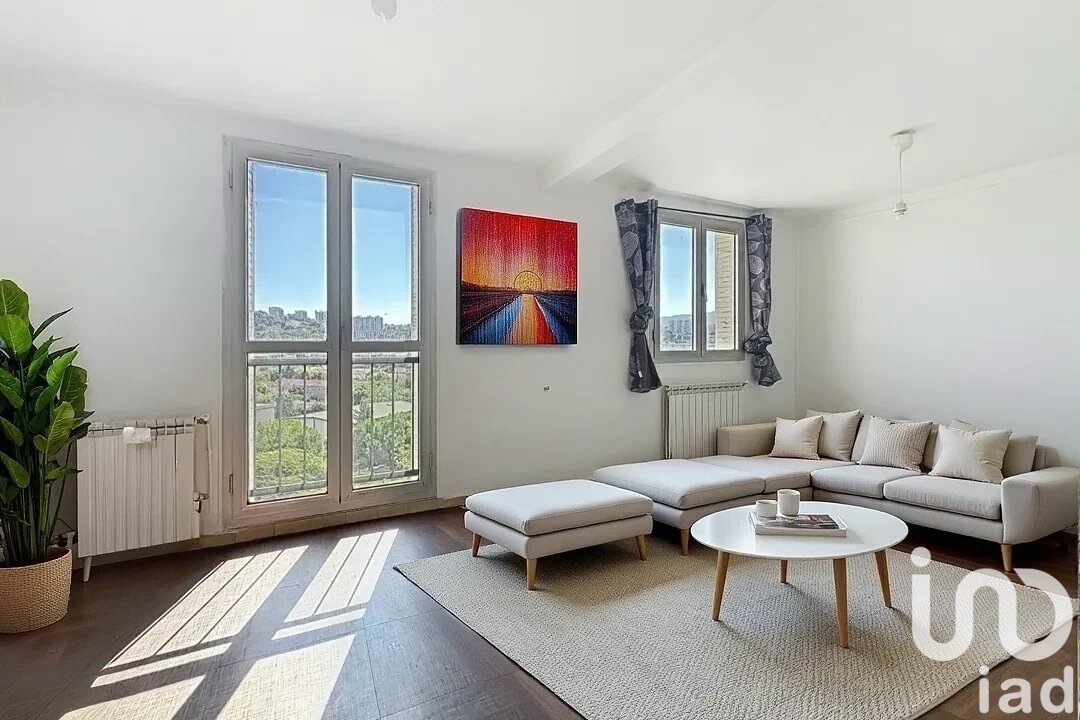 2 bedrooms Apartment in Marseille, France No. 286800