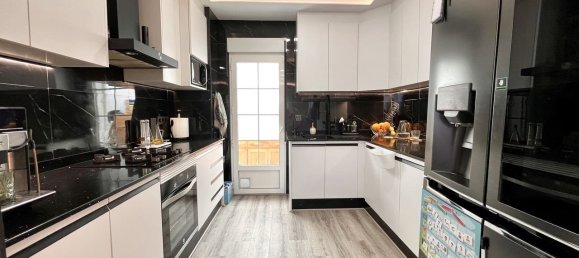 3 bedrooms Townhouse in Alicante, Spain No. 188031 4