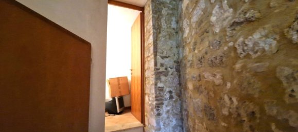 45m² Office in Colle di Val d'Elsa, Italy No. 145853 2