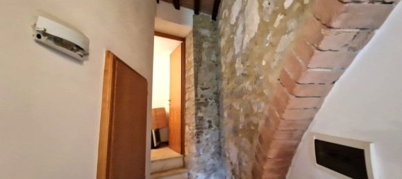 45m² Office in Colle di Val d'Elsa, Italy No. 145853 13