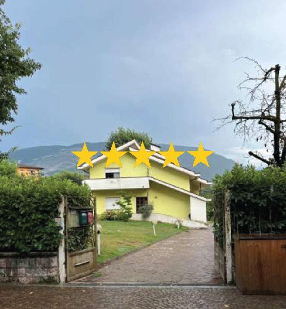 7 rooms Apartment in Mori, Italy No. 49361
