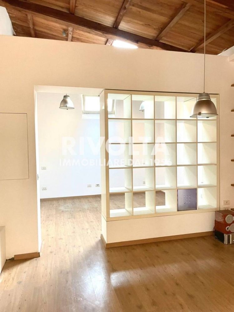 3 rooms Apartment in Rome, Italy No. 348415