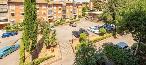 3 rooms Apartment in Rome, Italy No. 276507 3