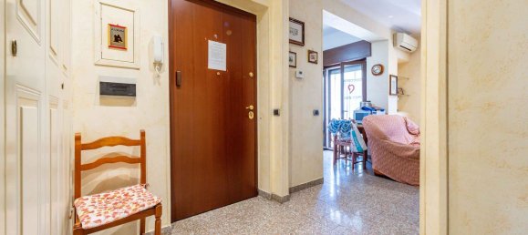3 rooms Apartment in Rome, Italy No. 276507 11