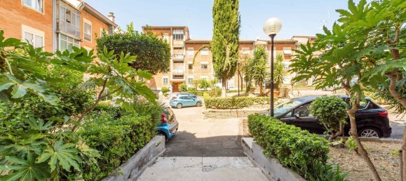 3 rooms Apartment in Rome, Italy No. 276507 2