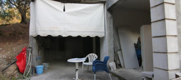250m² propriété commerciale à vendre à Corfu, Central Corfu and Diapontian Islands, Corfu, Ionian Islands, Peloponnese, Western Greece and the Ionian, Greece № 5495 7