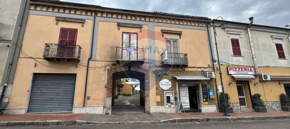 3 rooms Apartment in Carinola, Italy No. 6158 7