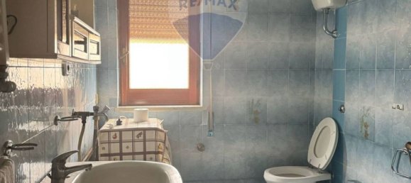 3 rooms Apartment in Carinola, Italy No. 6158 5