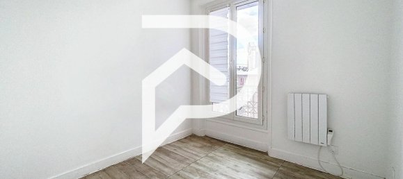 1 bedroom Apartment in Dreux, France No. 64462 5