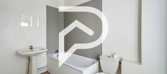 1 bedroom Apartment in Dreux, France No. 64462 2