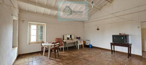 Casa de 6 divisões em Belvedere Ostrense, Italy N.º 62911 7