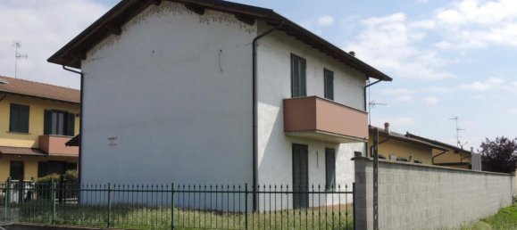 3 rooms Villa in Gambolò, Italy No. 85019 3