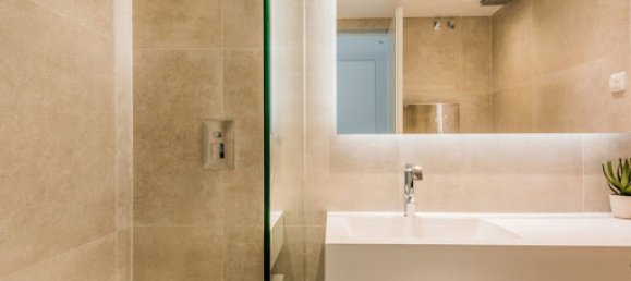 3 bedrooms Penthouse in Marbella, Spain No. 141908 20