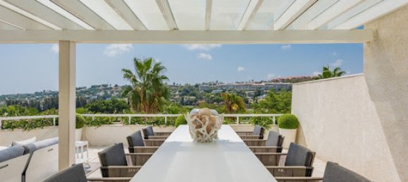 3 bedrooms Penthouse in Marbella, Spain No. 141908 8