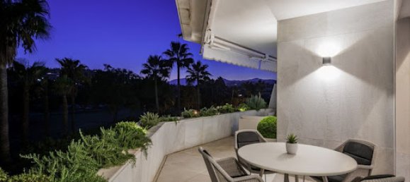 3 bedrooms Penthouse in Marbella, Spain No. 141908 15