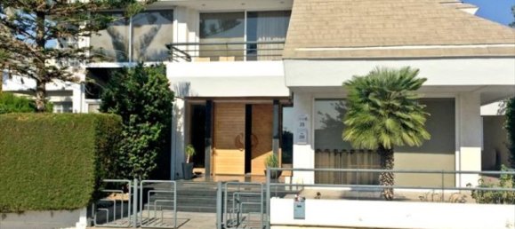 4 bedrooms Villa in Limassol, Cyprus No. 24912 2