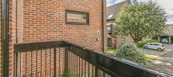 Apartamento T2 em Surrey, United Kingdom N.º 8588 5